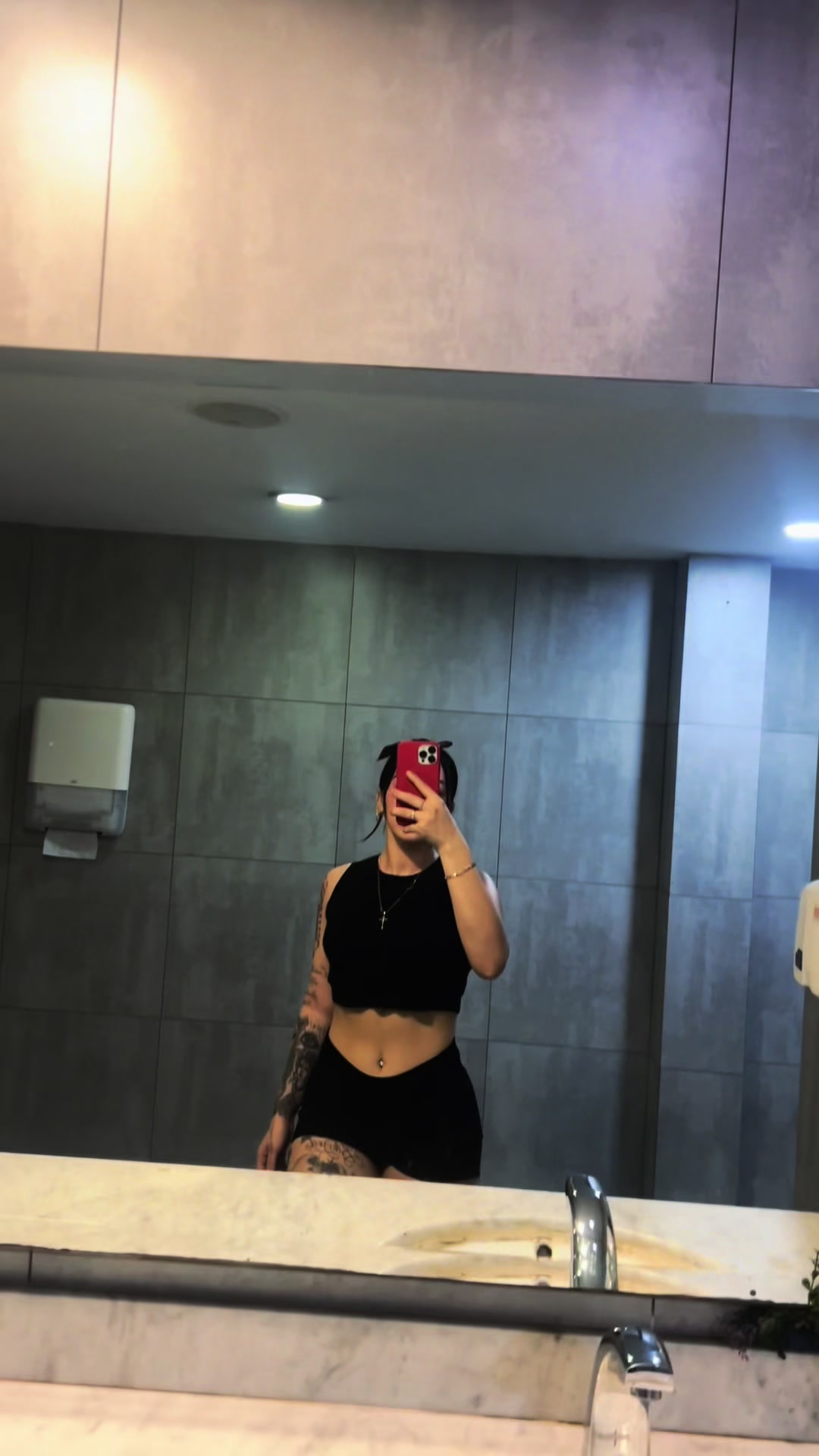 @karlapaolaoficial_