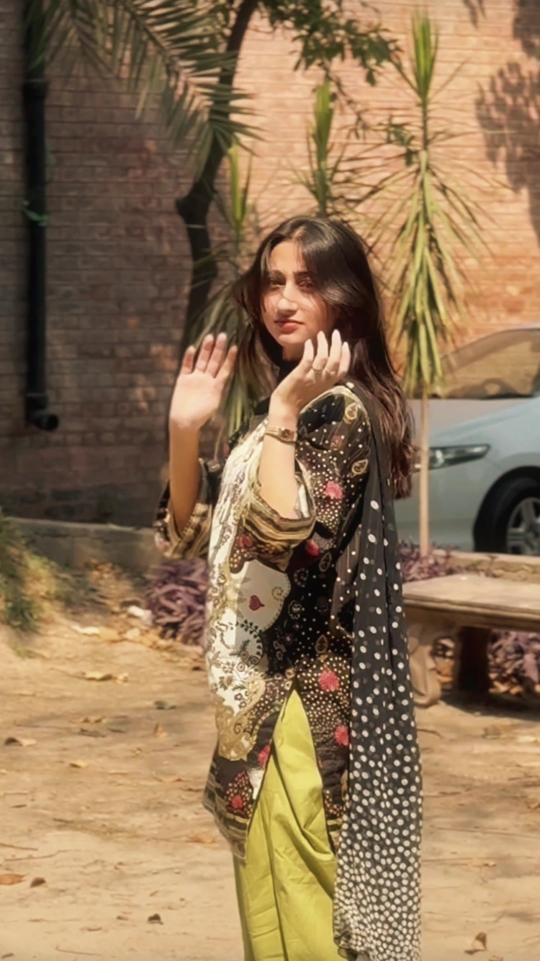 @Sana Khan💫