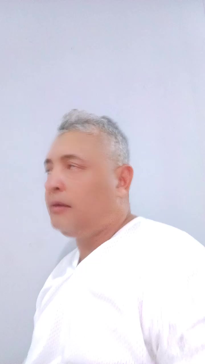 @José