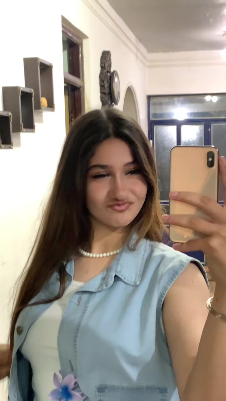 @Elina Gholami