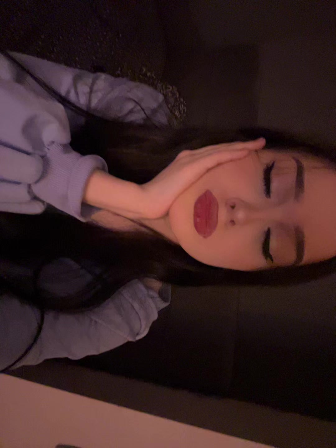 @elyymm