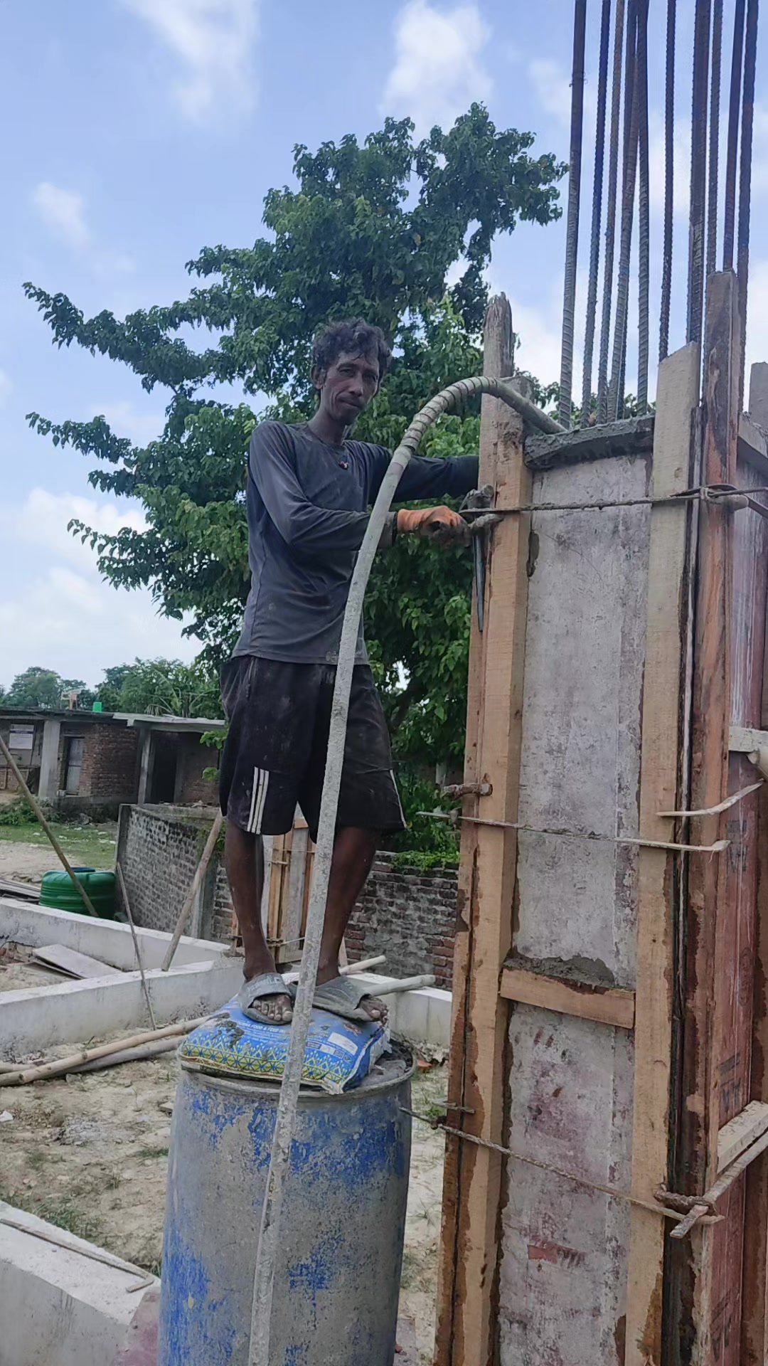@कन्छा बि क