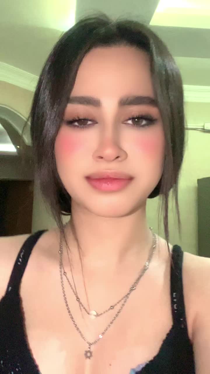 @melikaa