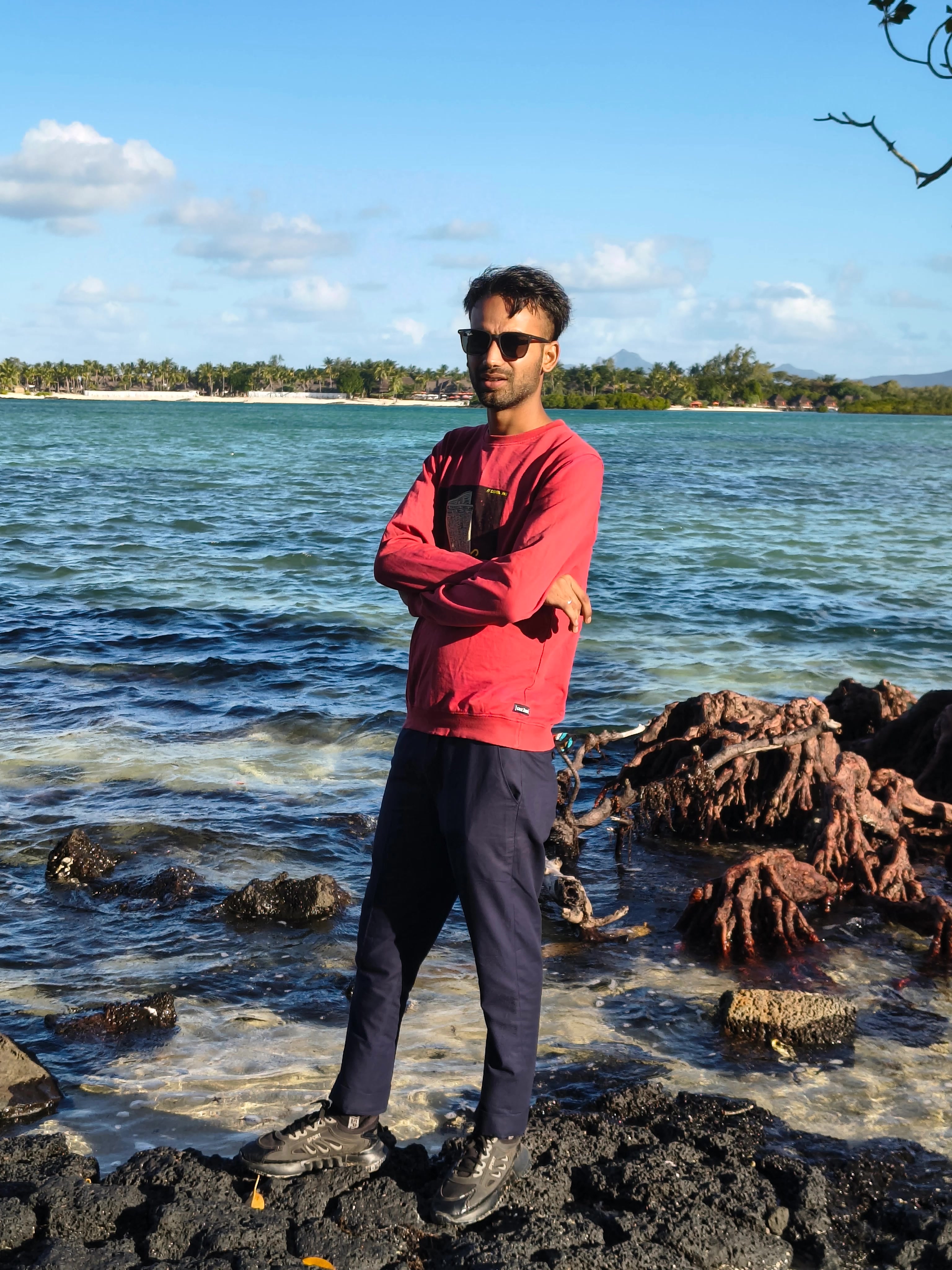 @🇳🇵 👑 JÛLY ___30 👑 🇲🇺