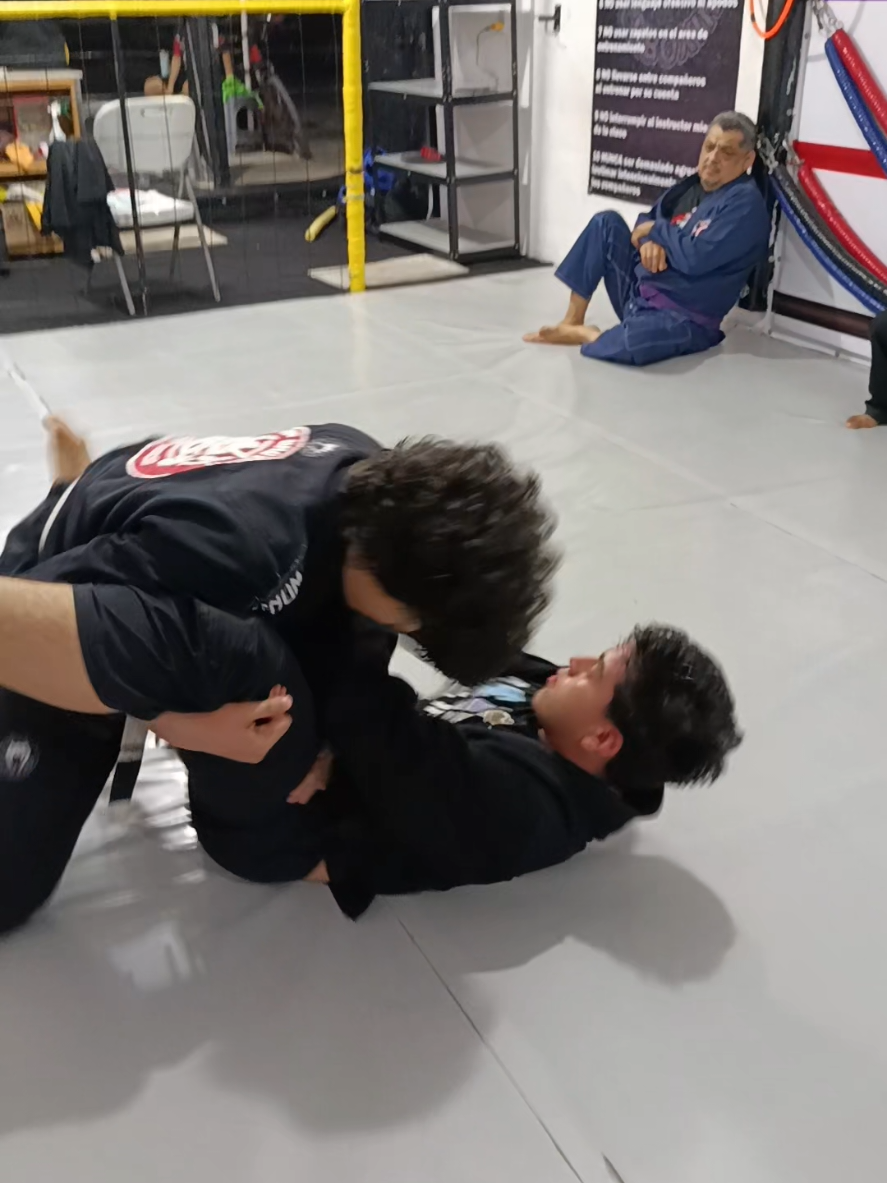 @ZavaletaKickboxing_mma