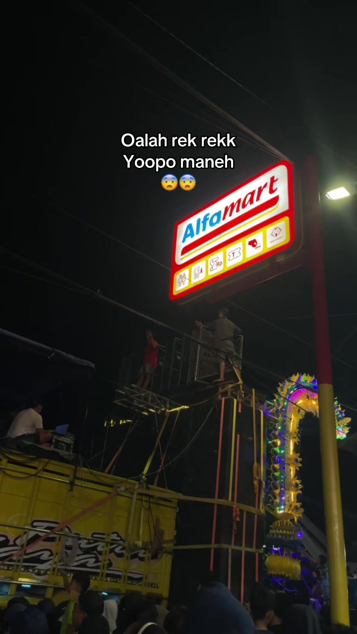@ᝰ.