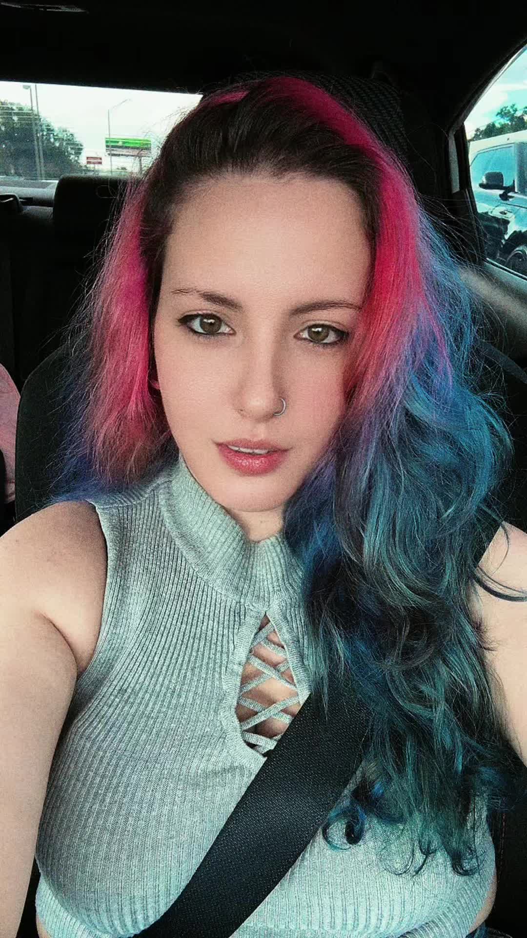 @theycallmeskins