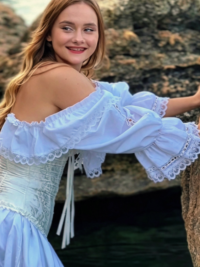 @Valeria🥰 fan page😇
