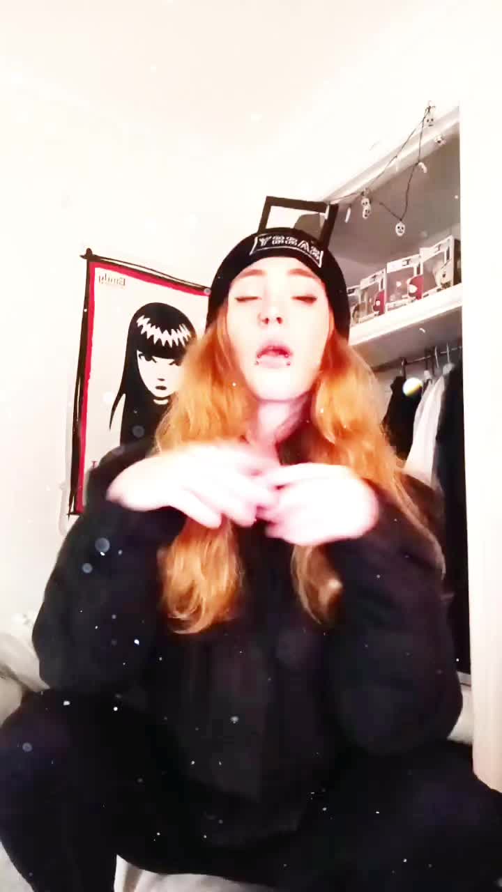 @Lilsparkledevil