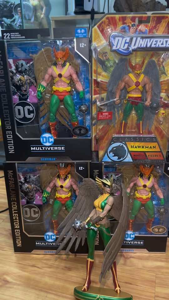 @Axiom Figure