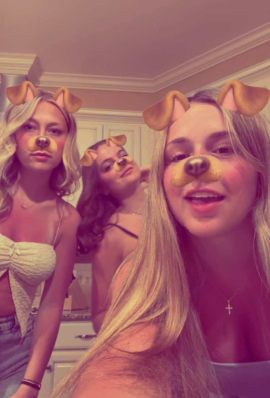 @beccayoungie