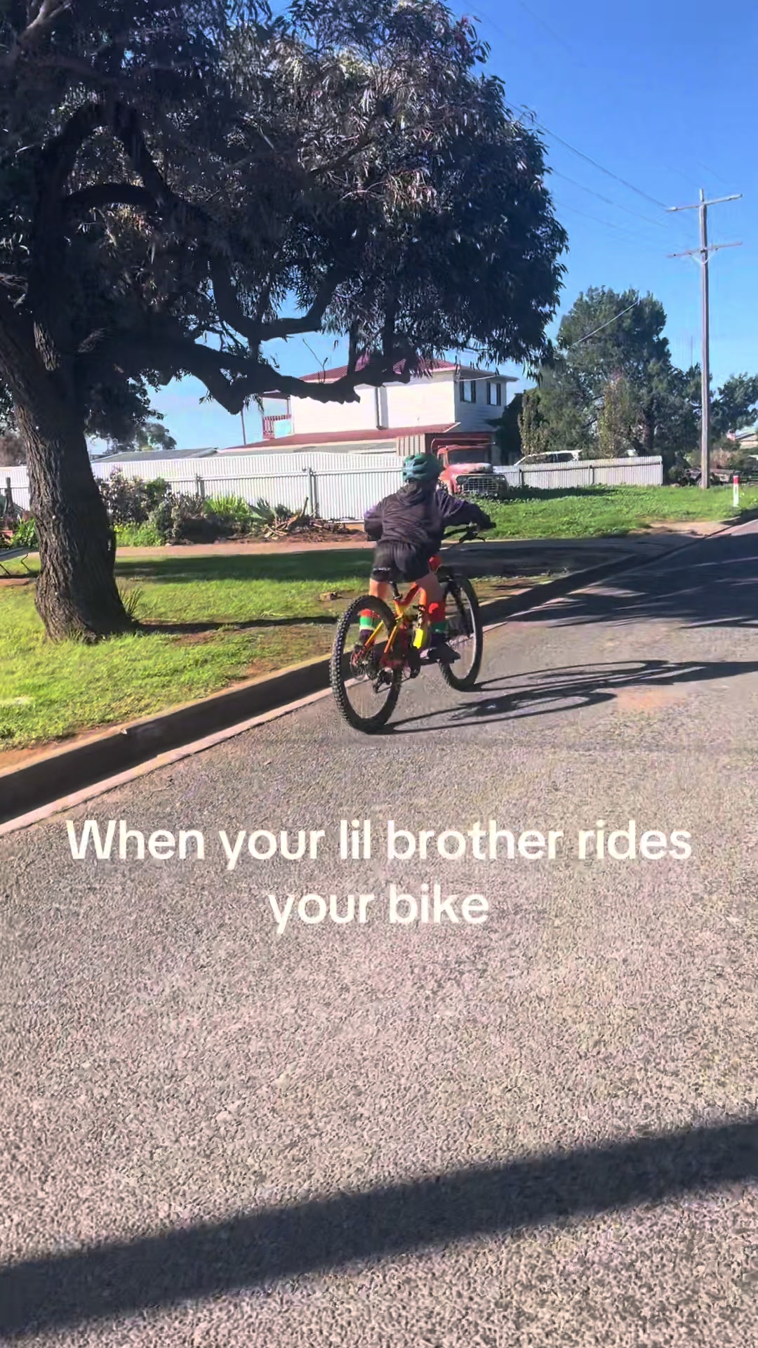 @️Logan
