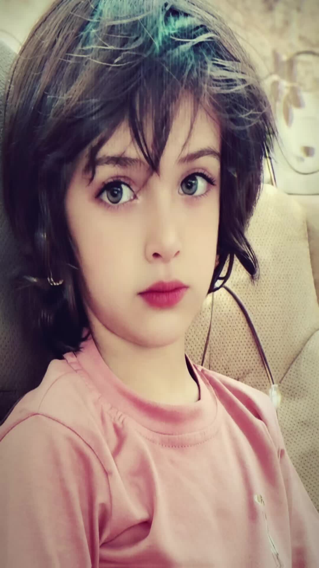 @𝐄M𝑨𝑵 ايمان👸🎀