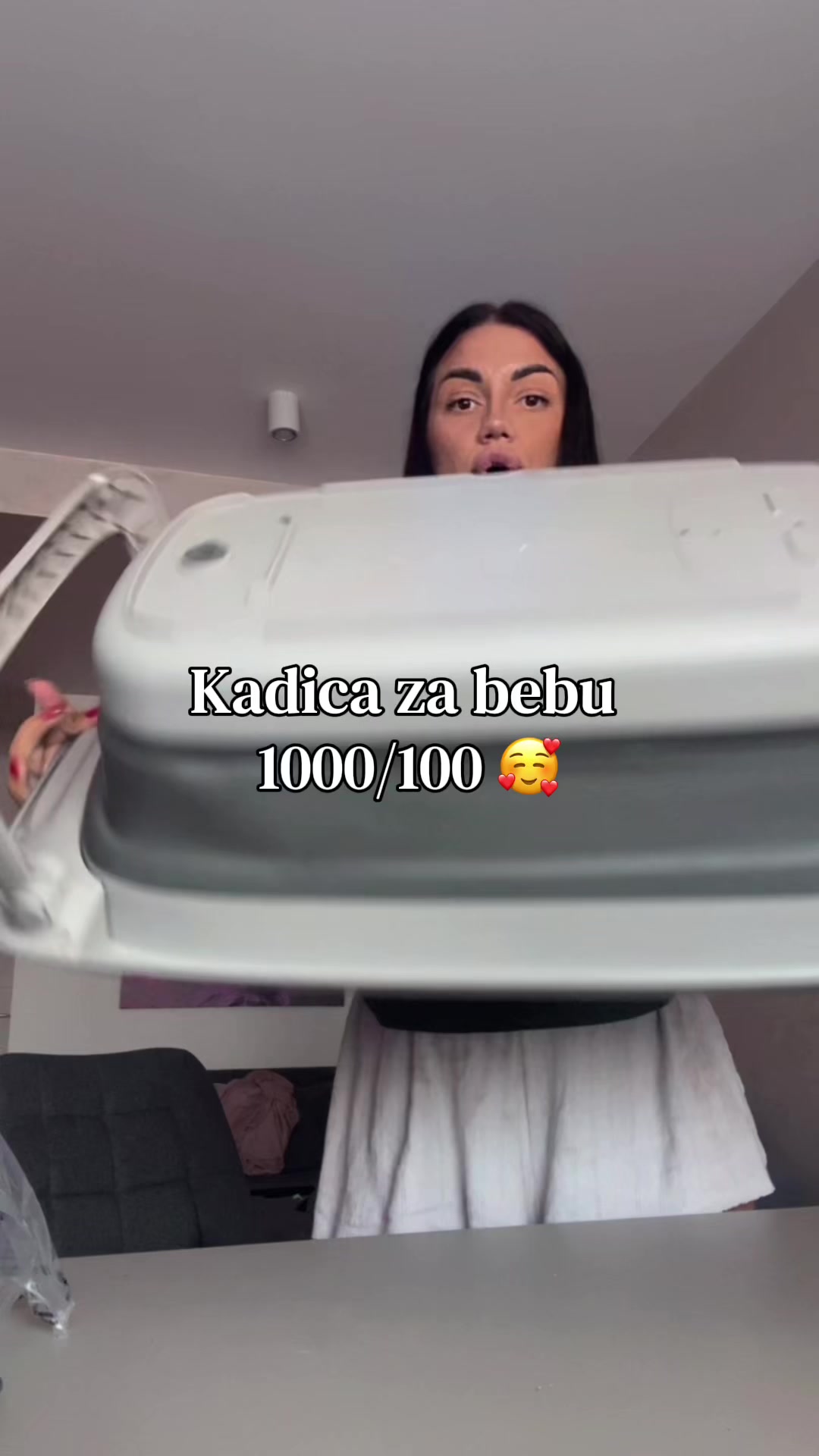 @nikinamama
