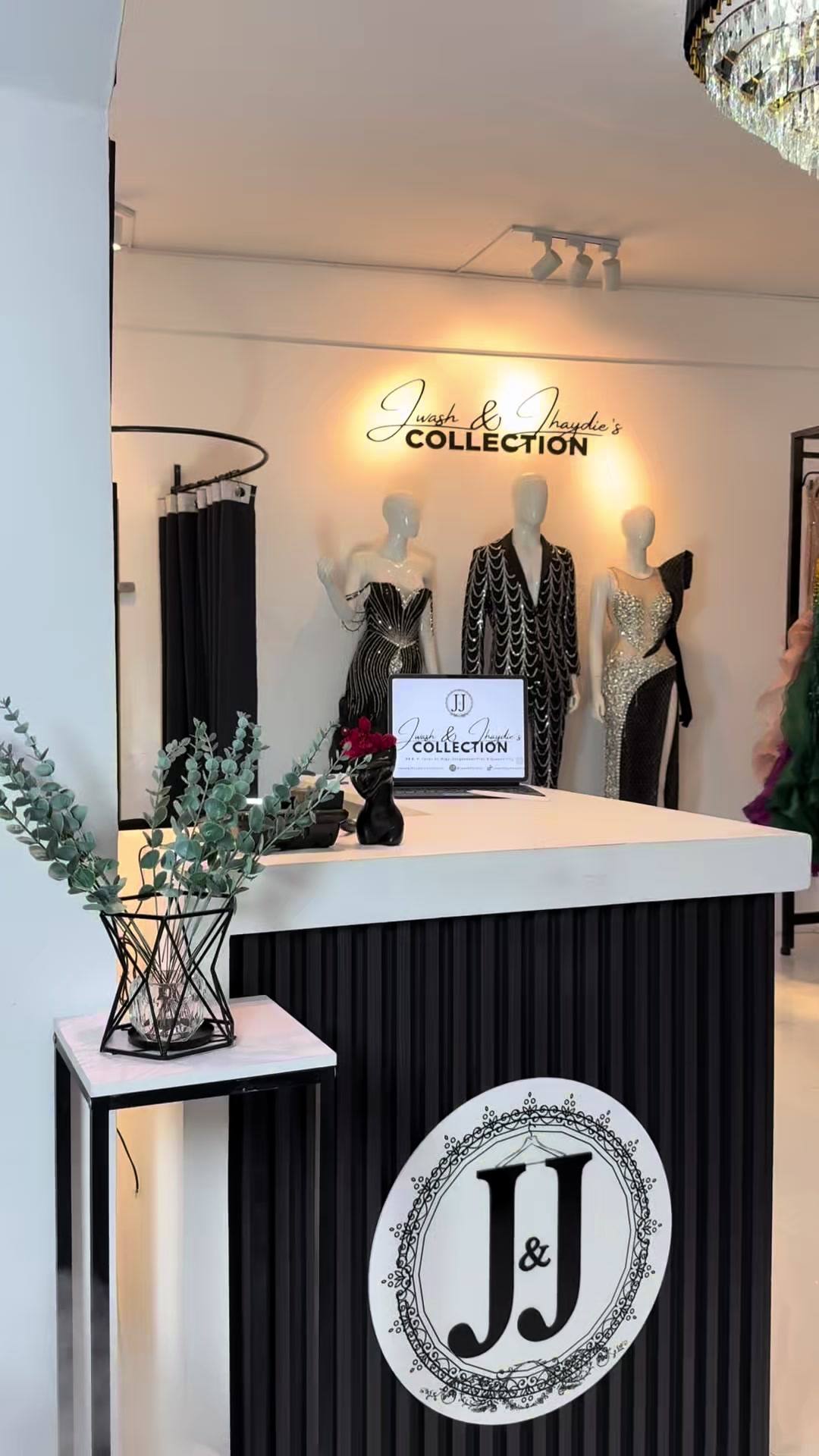 @JwashJhaydiesCollection