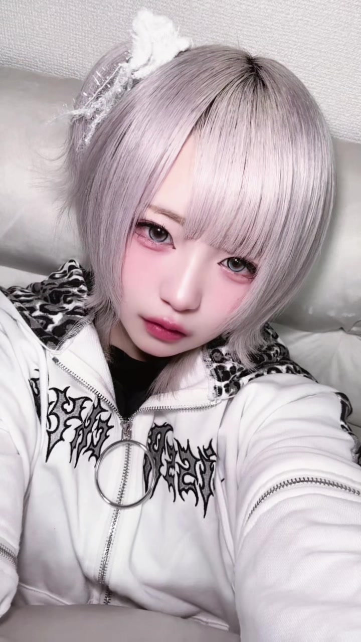 @薊みぃ