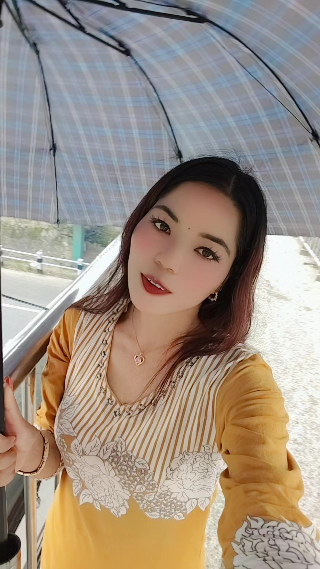@𝙱𝚞𝚗𝚊🌺