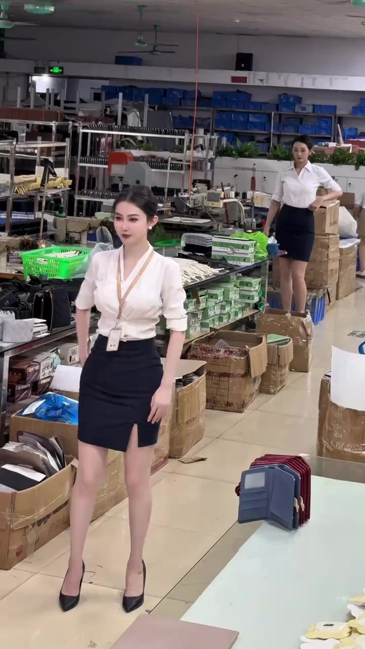 @Sally 雪莉 大笑笑