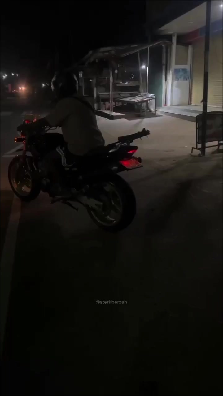 @Sᴀᴛʜɪʀᴀ 🪬