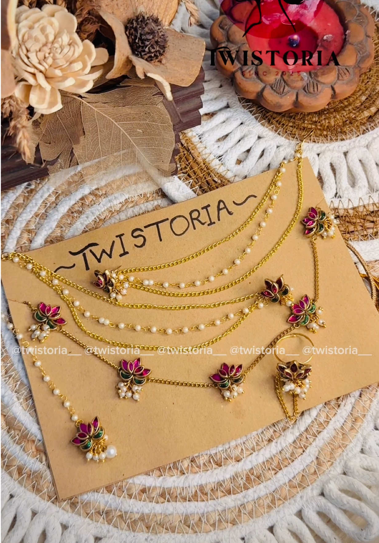 @Twistoria
