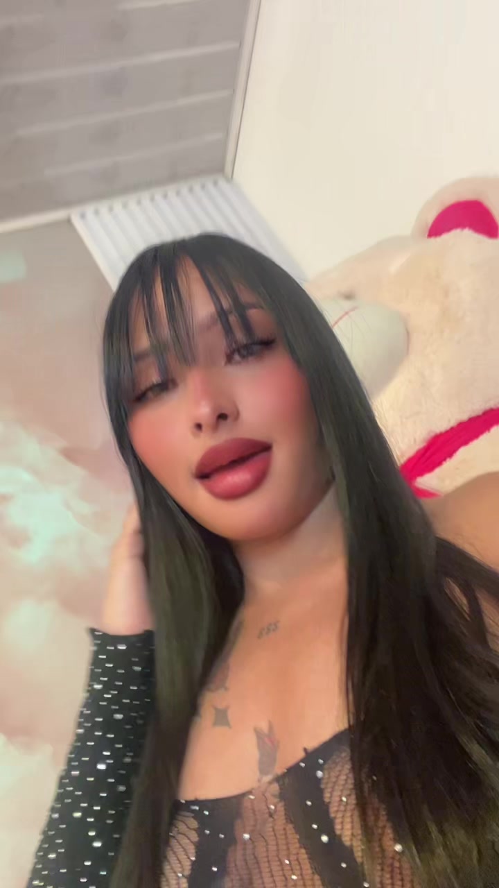 @Viviana