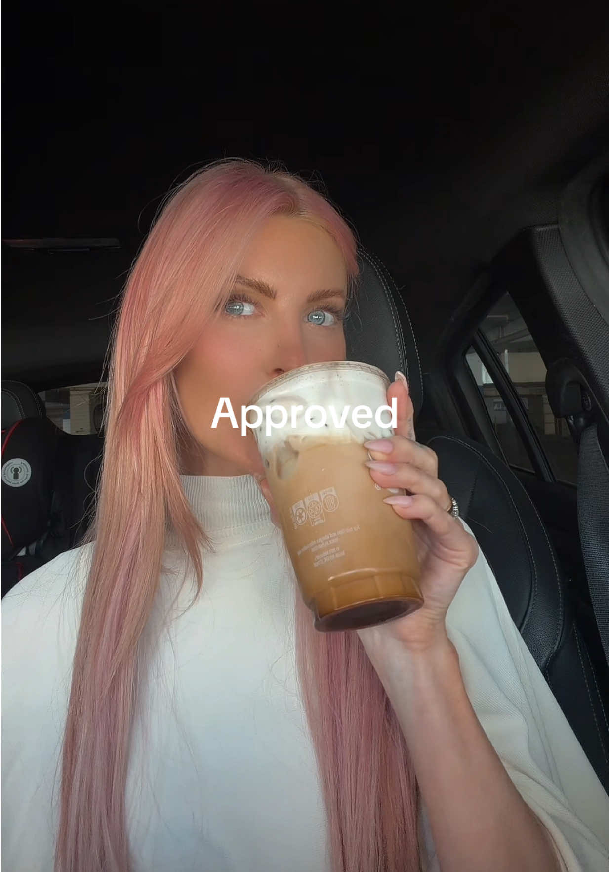 @carlyellen