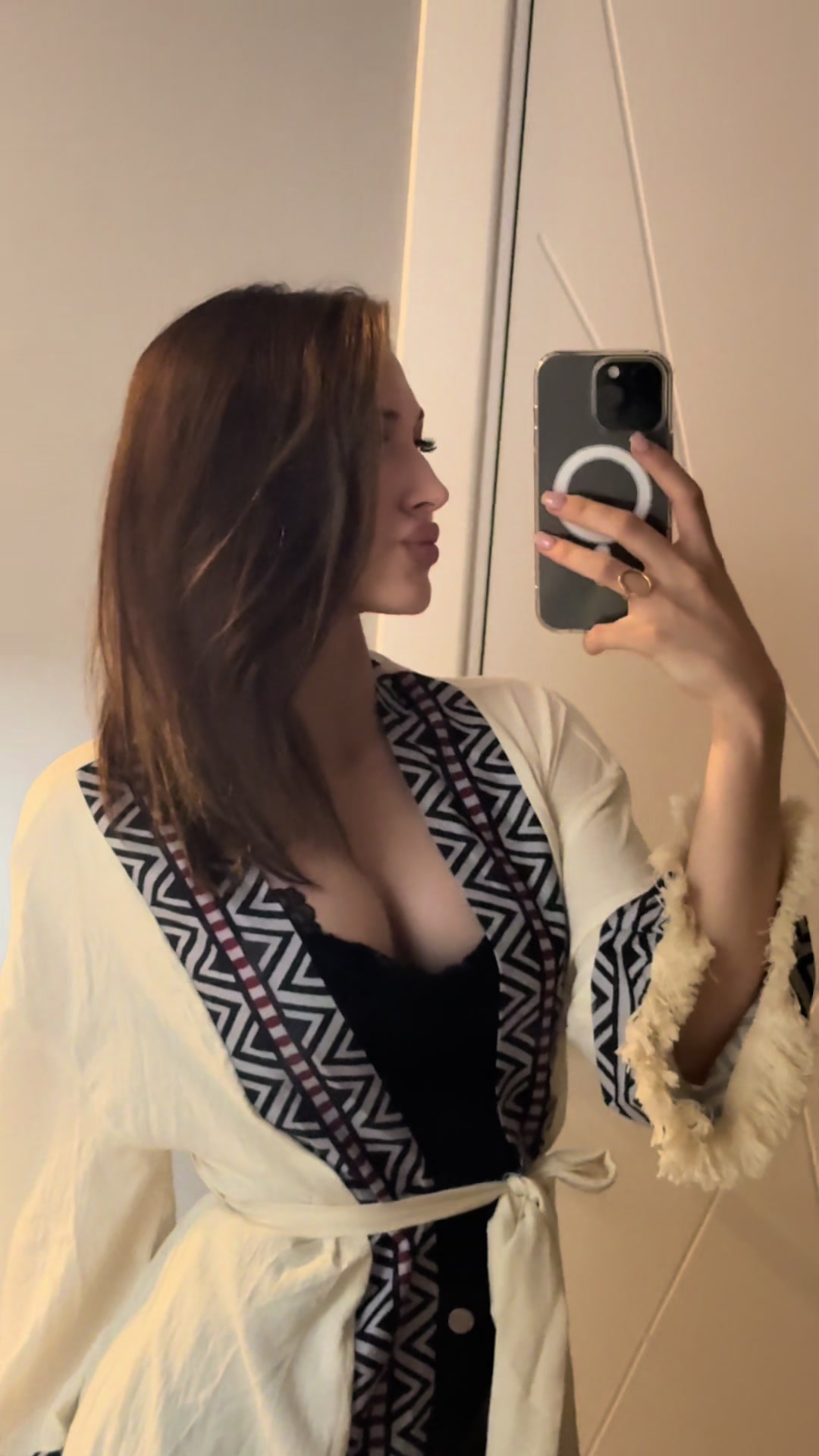 @𝒟𝒾