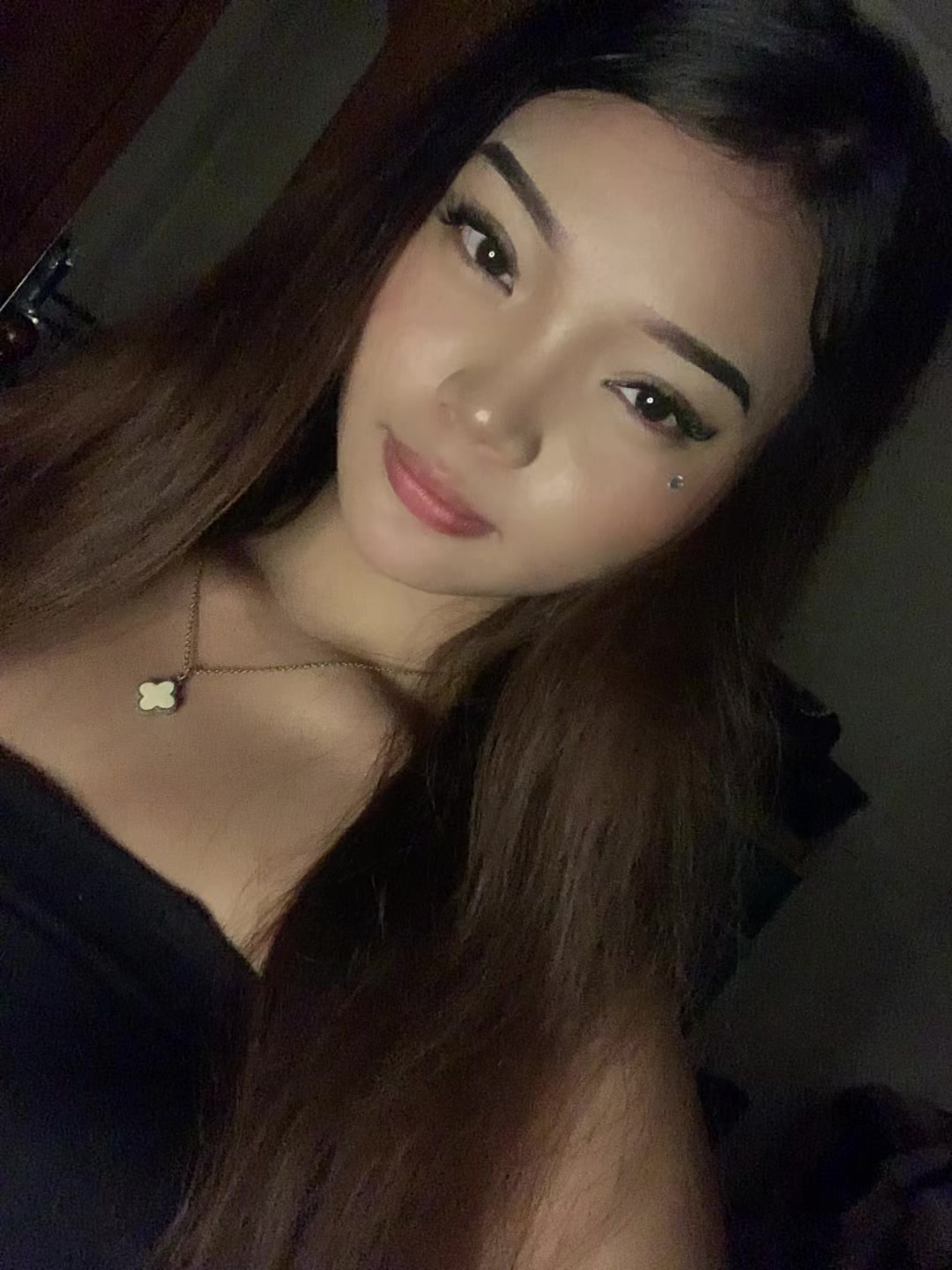 @alexiscy