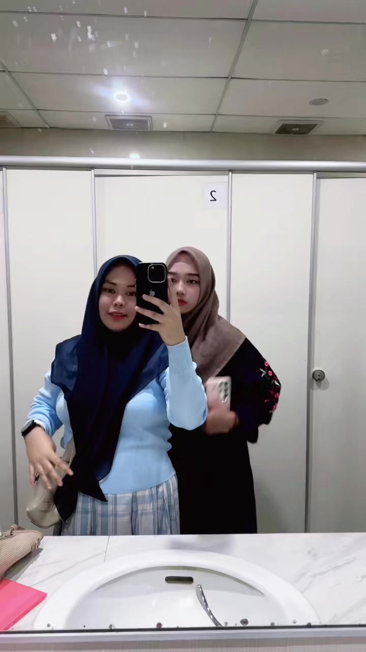 @Nitaa니타