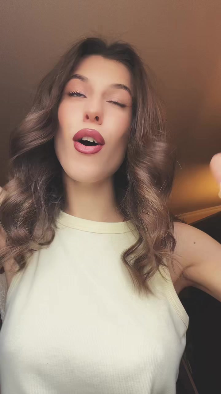 @Anasteiiiiishaa