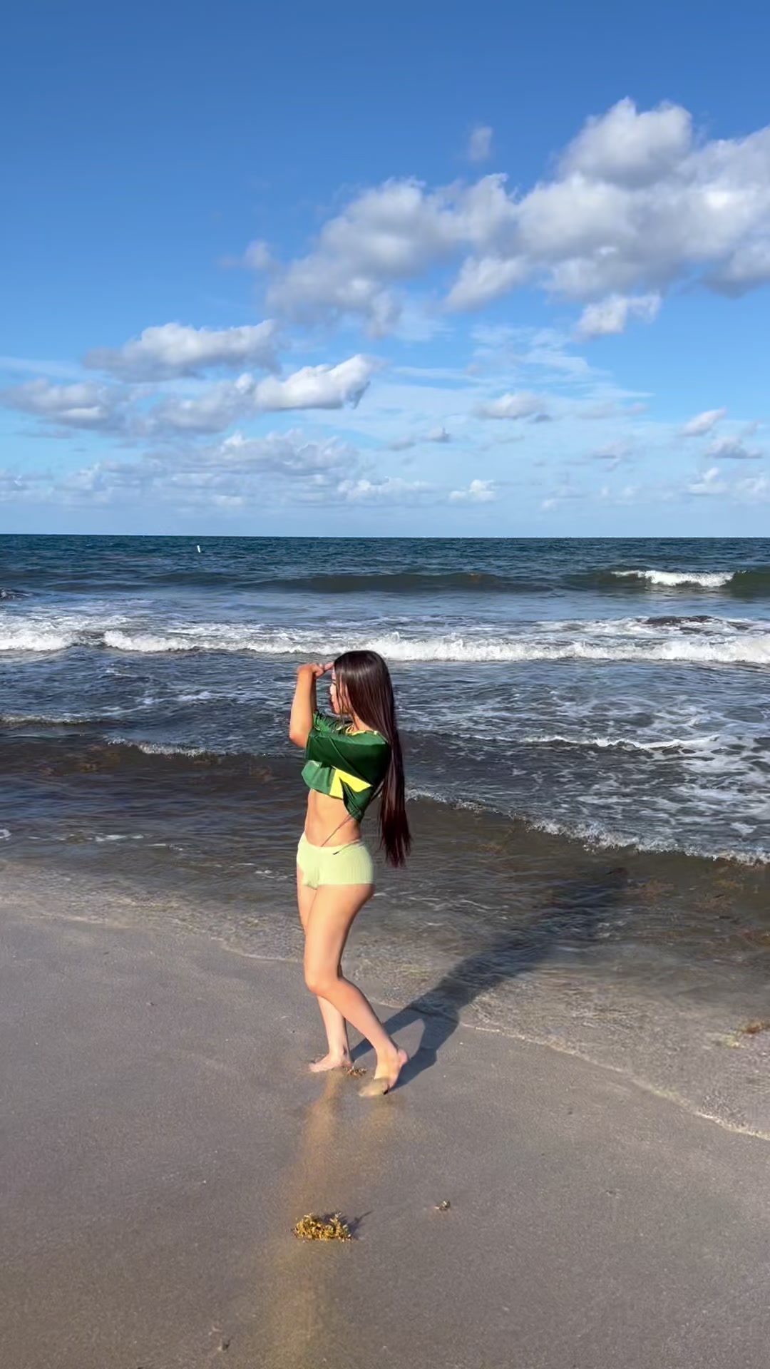 @alexquinnv1