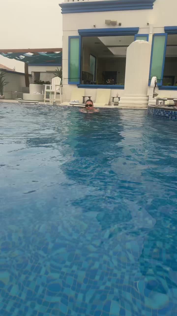@bebatheedon
