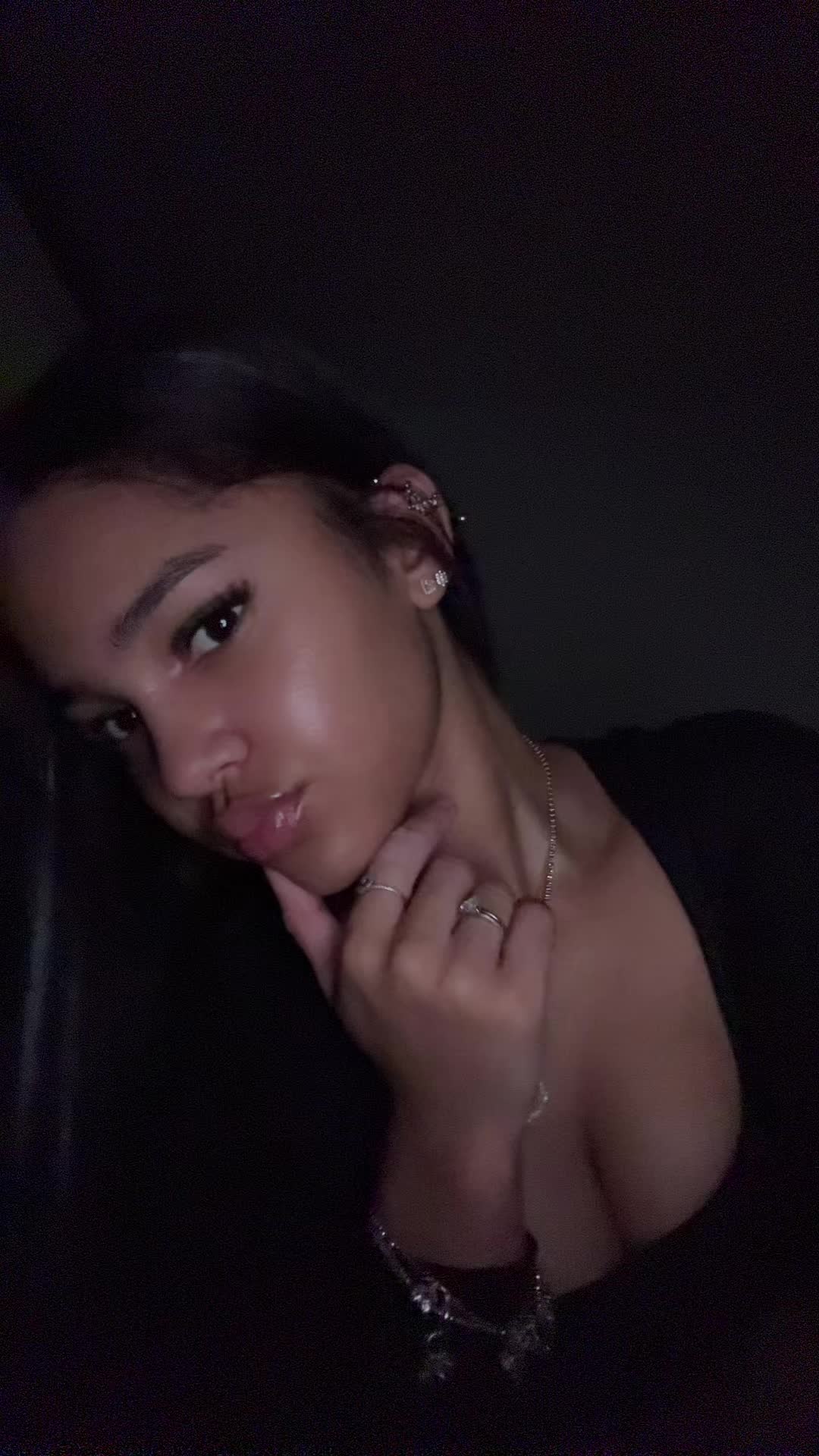 @Melly🍒