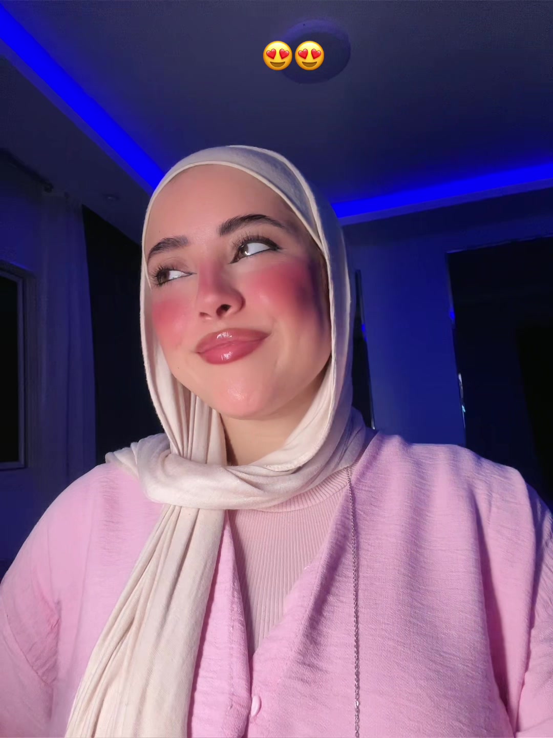 @امَـــاَنٍـــيــ 🍒