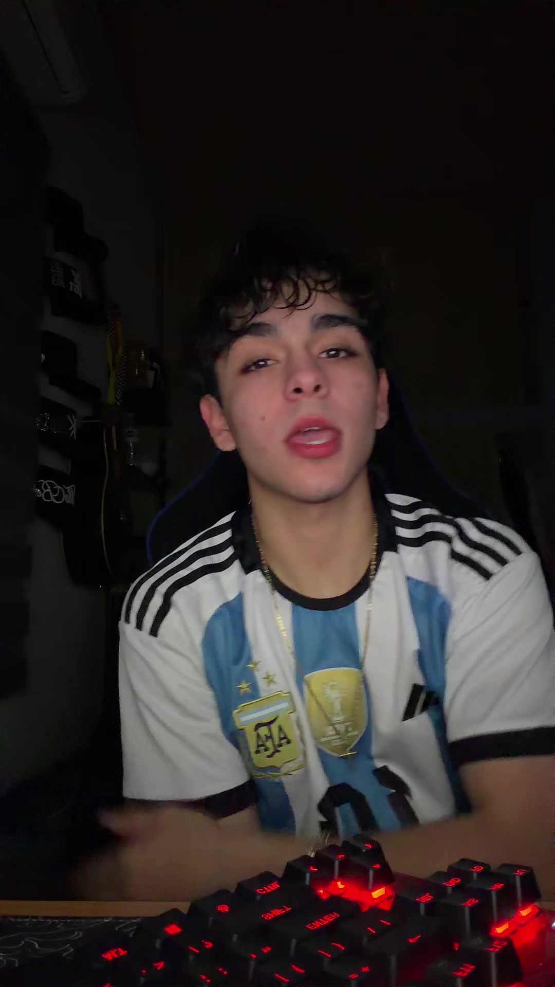 @Leonel Lara