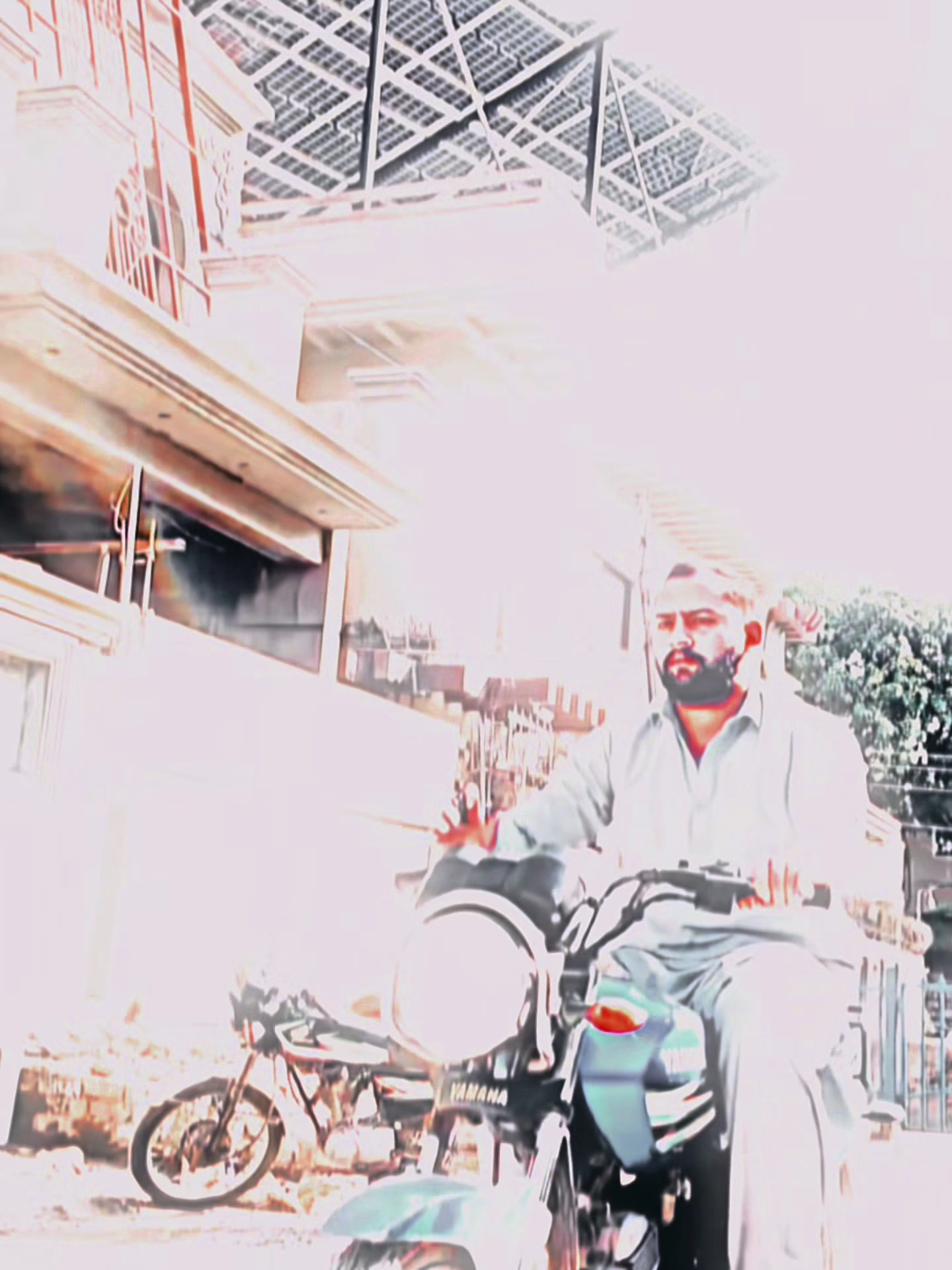 @Malik_Hamza