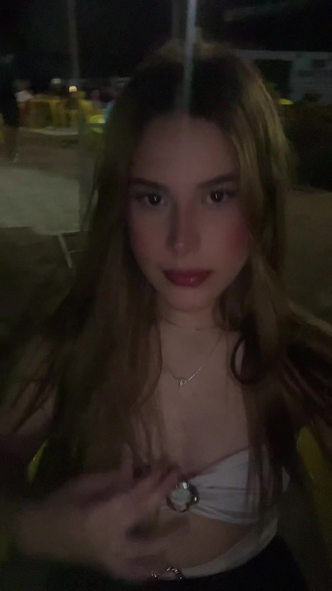 @julievilyy