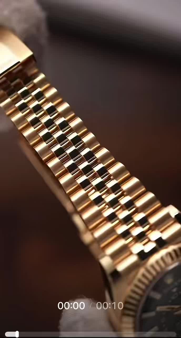 @Roxwatches