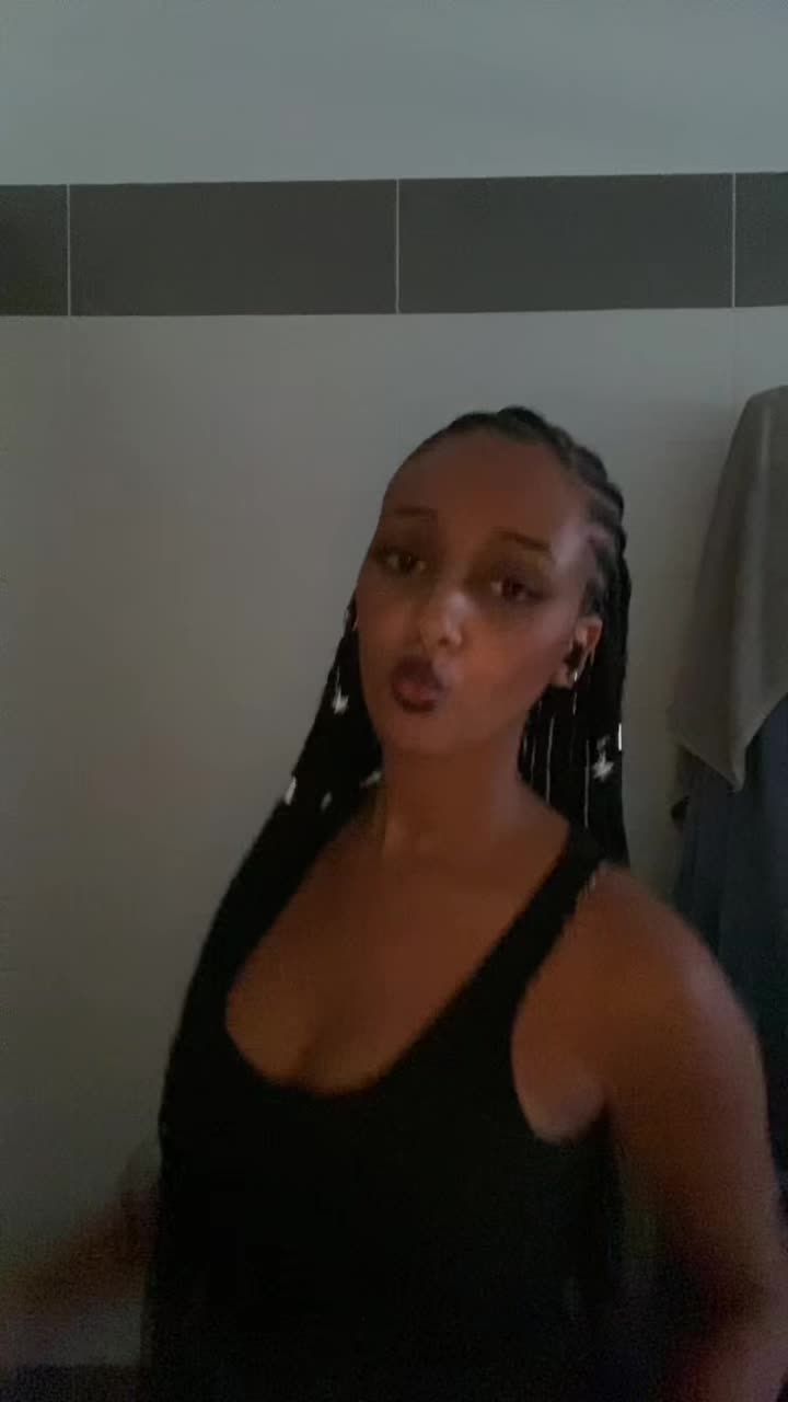 @In_daiana_jones