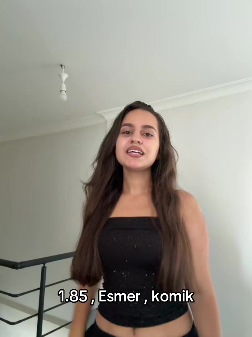 @Esmeralda