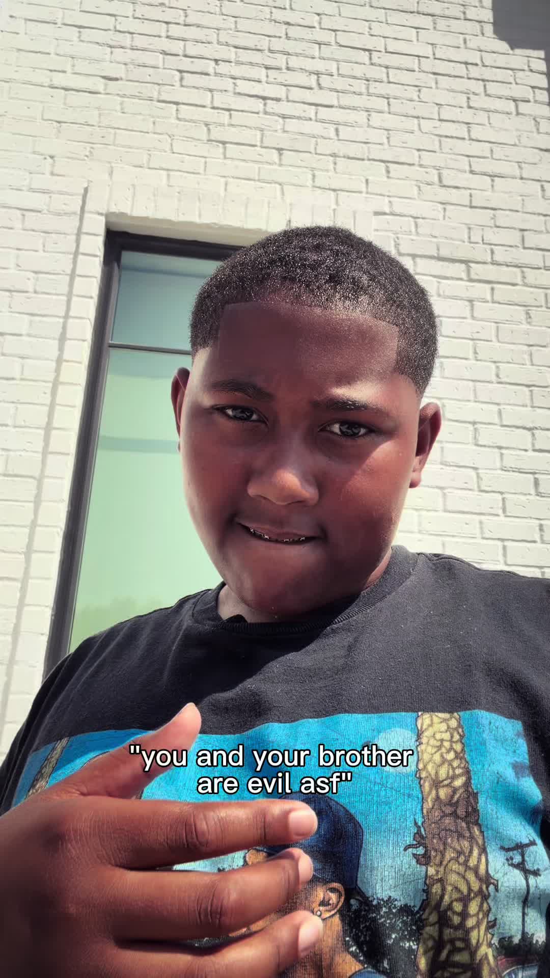 @Mr troll himself😂