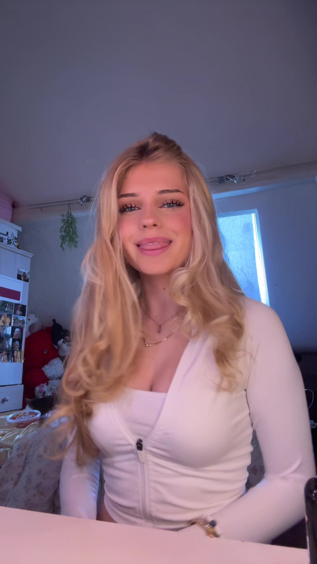 @julia
