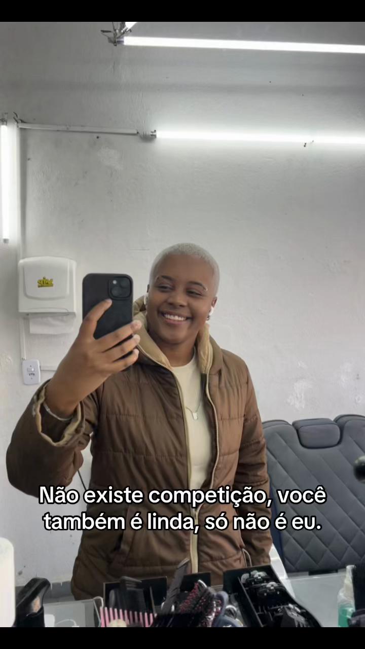 @laylavieira21