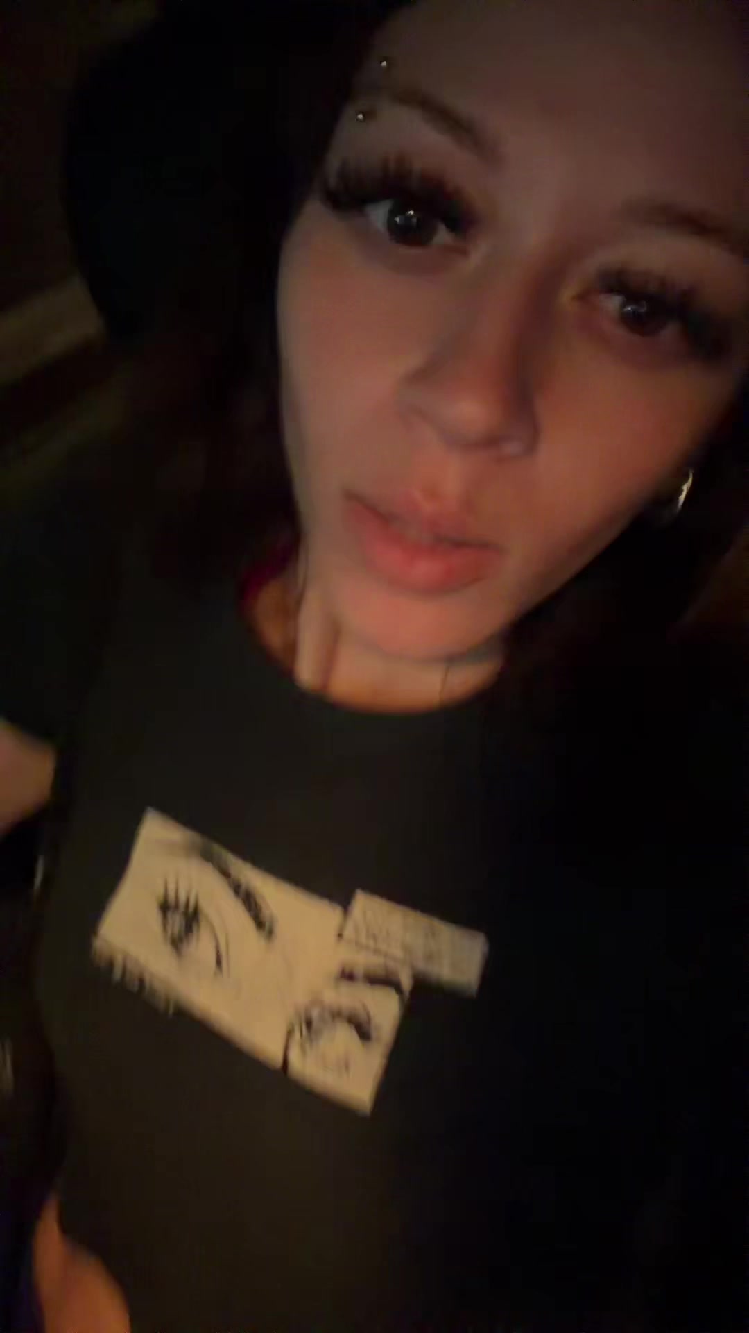 @️