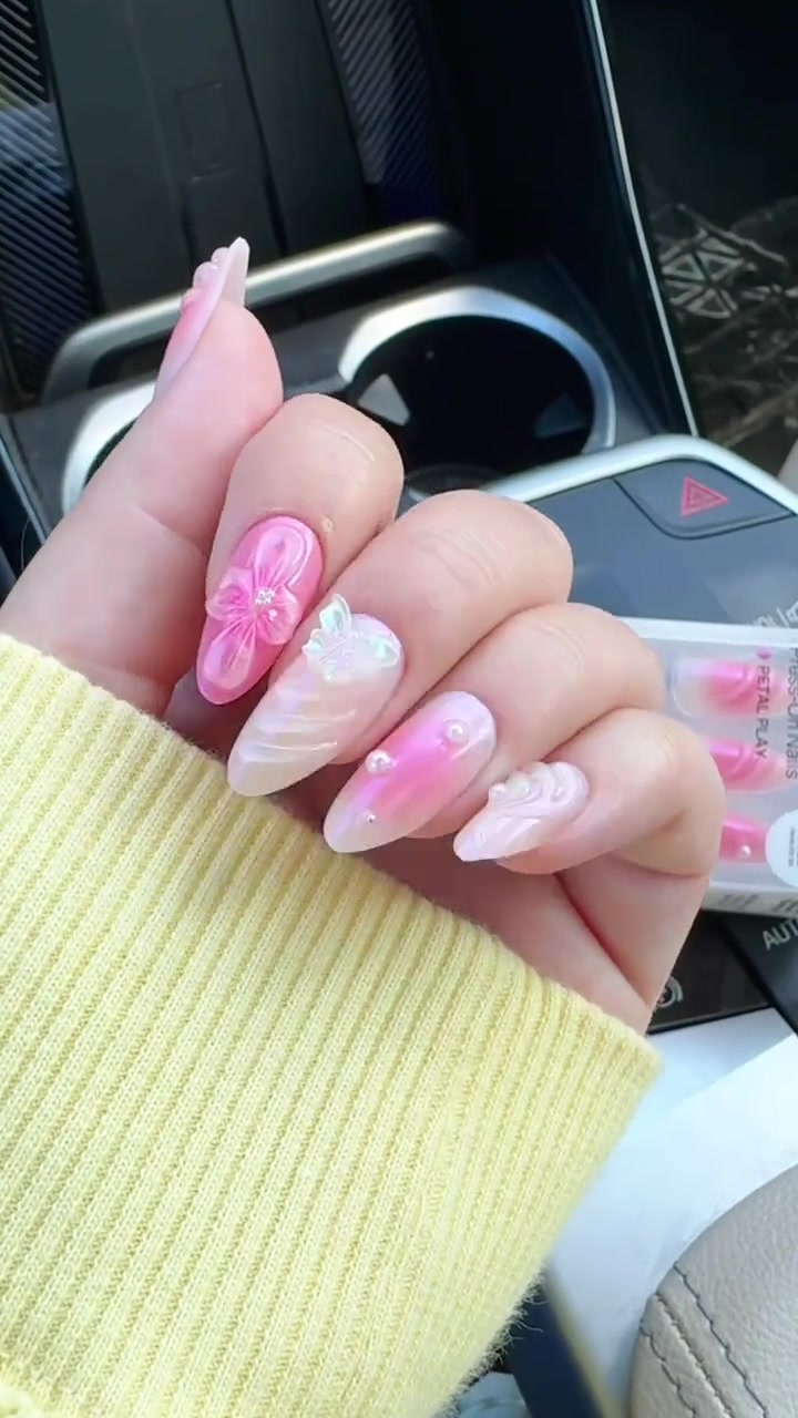 @Nailboo