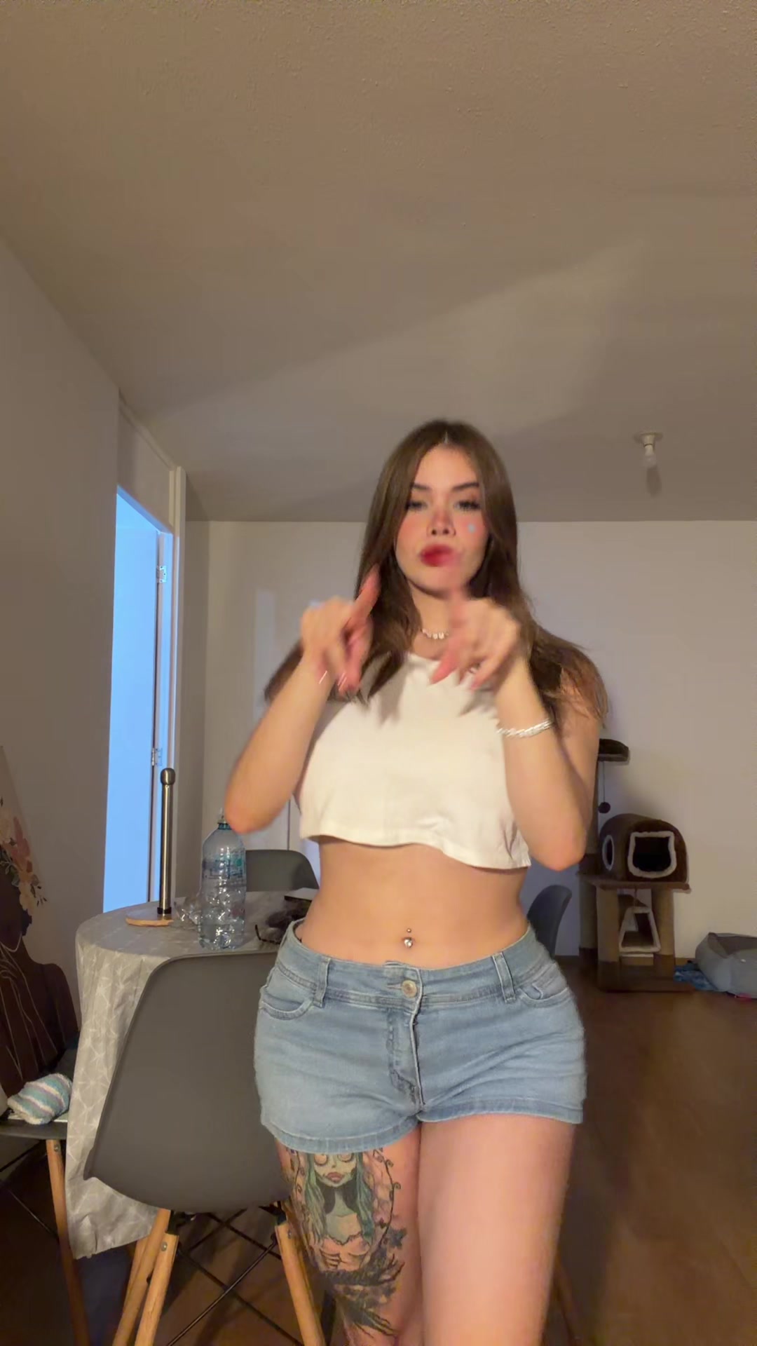 @Valenlovei✨