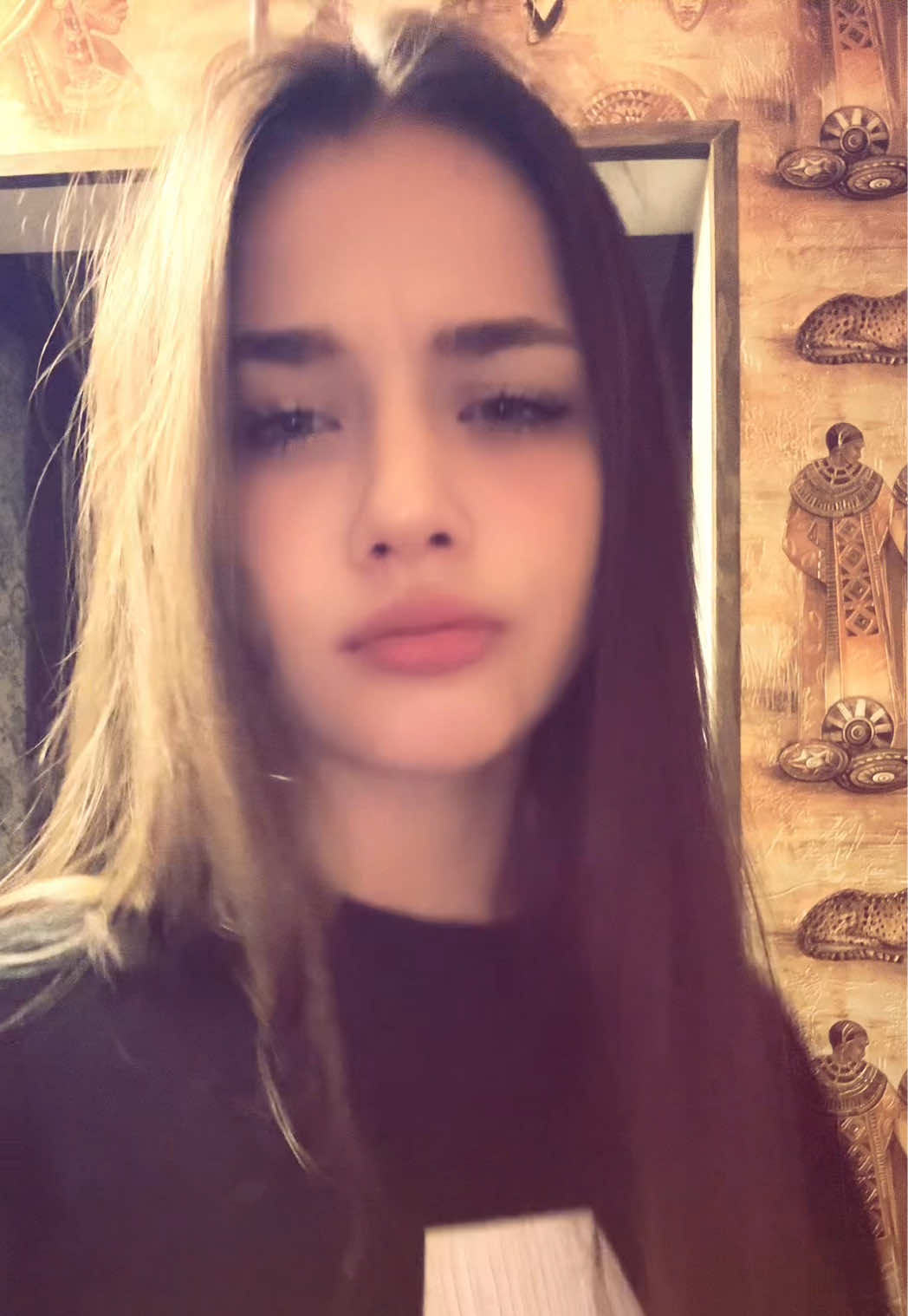 @🫨