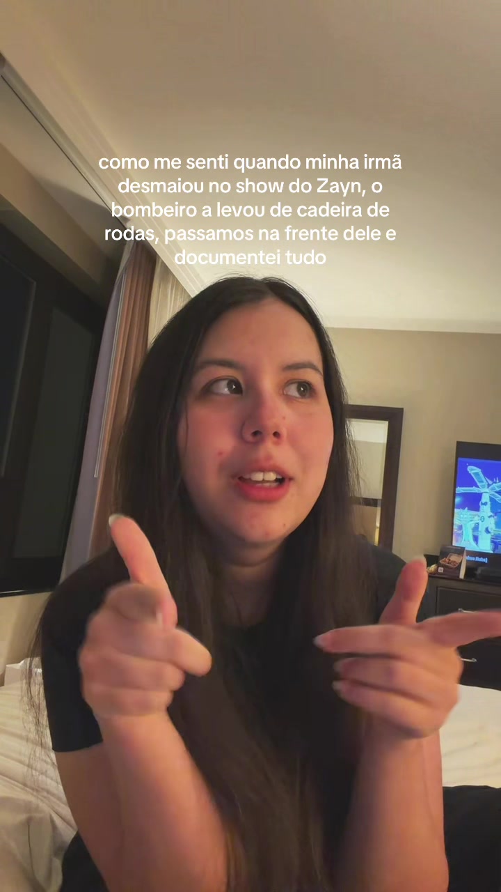 @Thaís | Travel & Fangirl