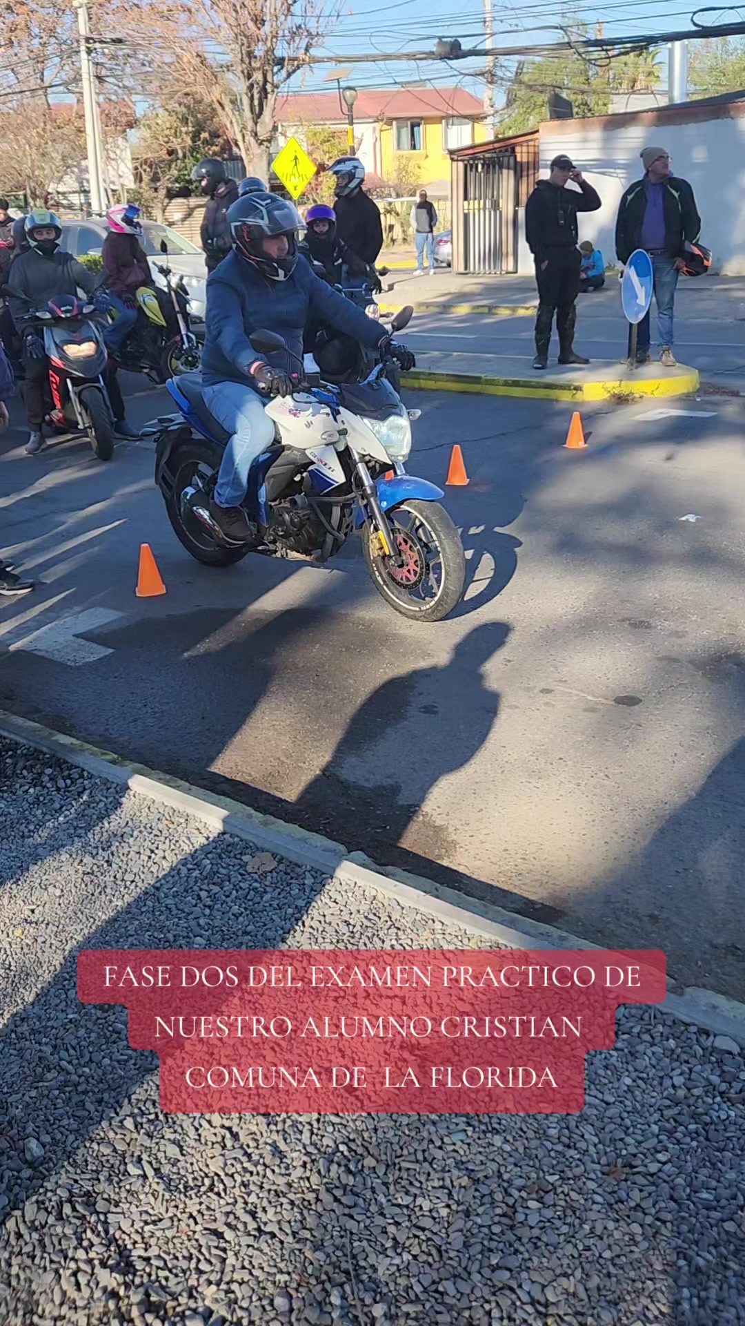 @CLASESDEMOTO.GIXXERMANIA