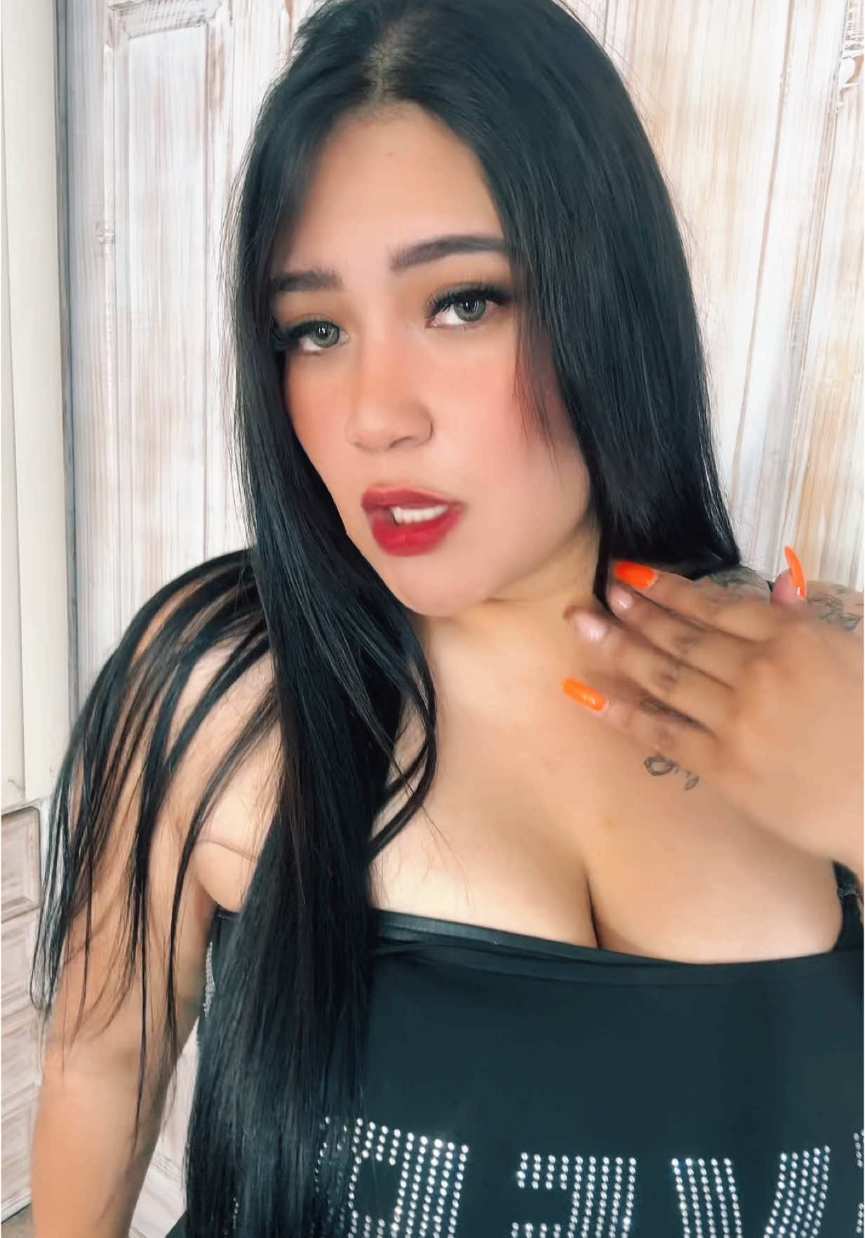 @Esmee Almaraz